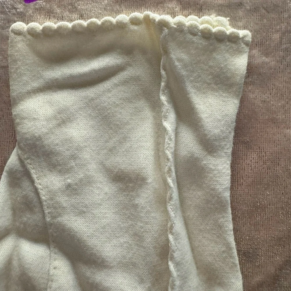 Vintage creamcolored gloves. #7